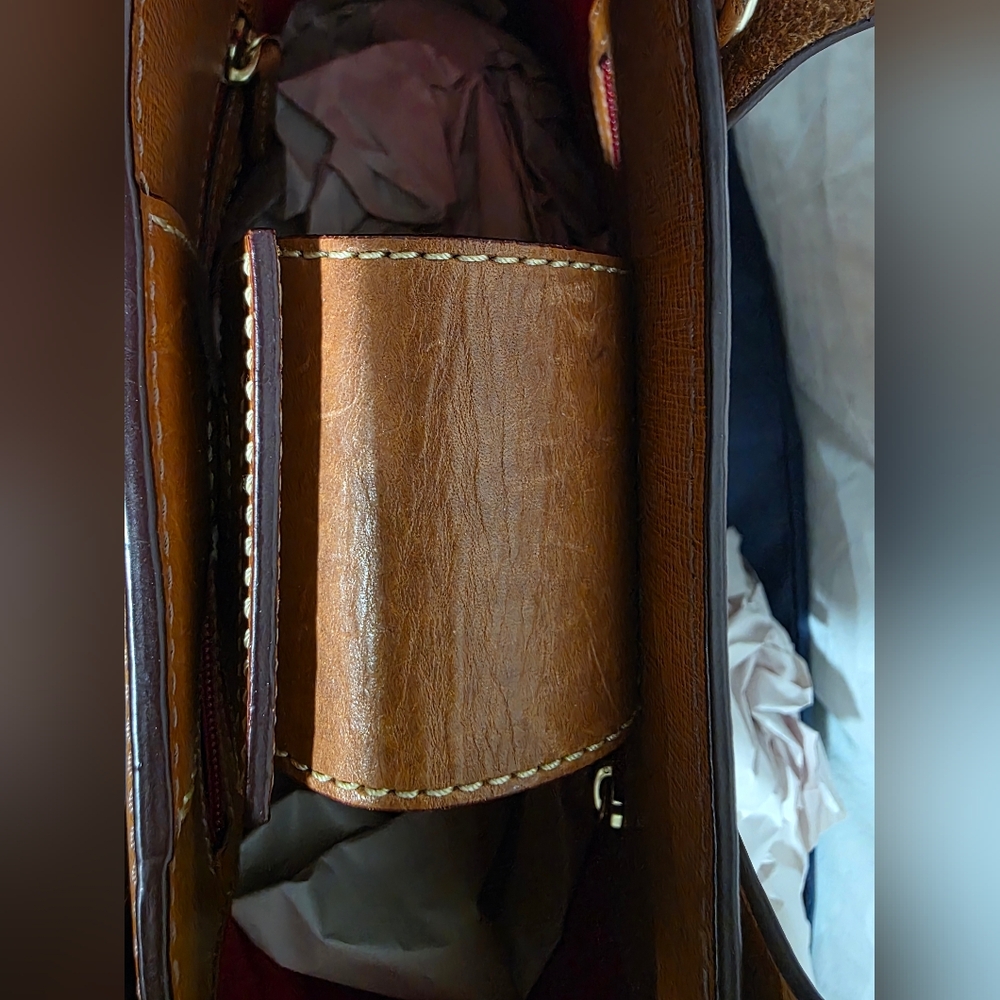 Dooney & Bourke Saffiano Brinley Bag - Picture 5 of 13